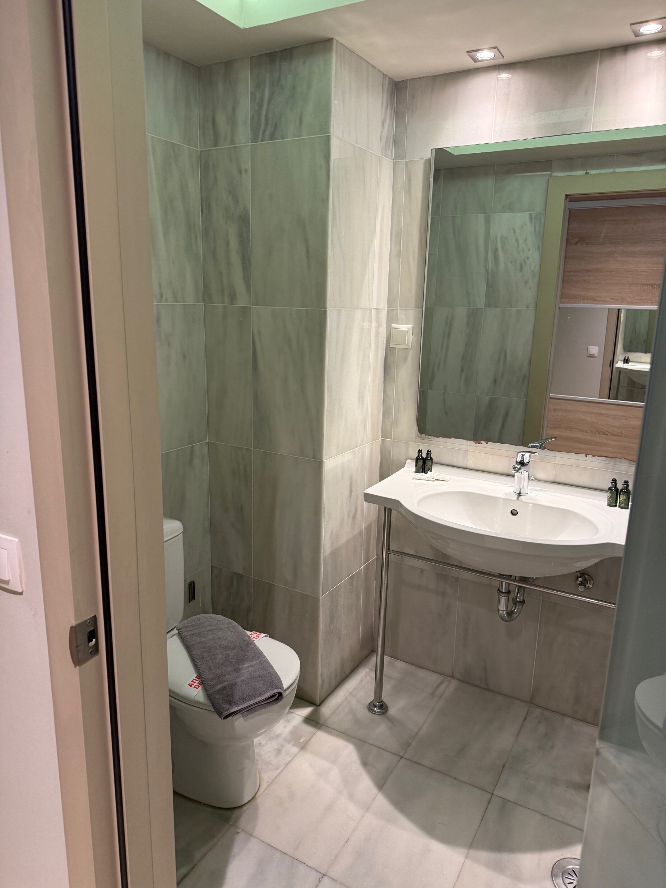 Azure Resort & Spa-浴室