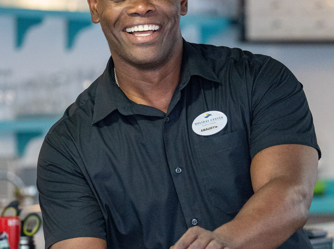 假日中心公寓式酒店主图