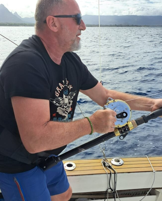 Le Trio Fishing-阿尔比恩必去景点