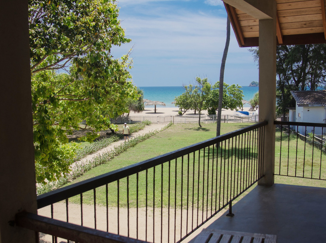 鸽子岛海滩度假村主图