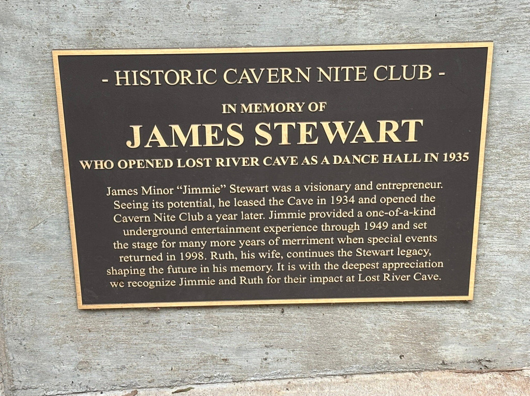 Lost River Cave-鲍灵格林必去景点