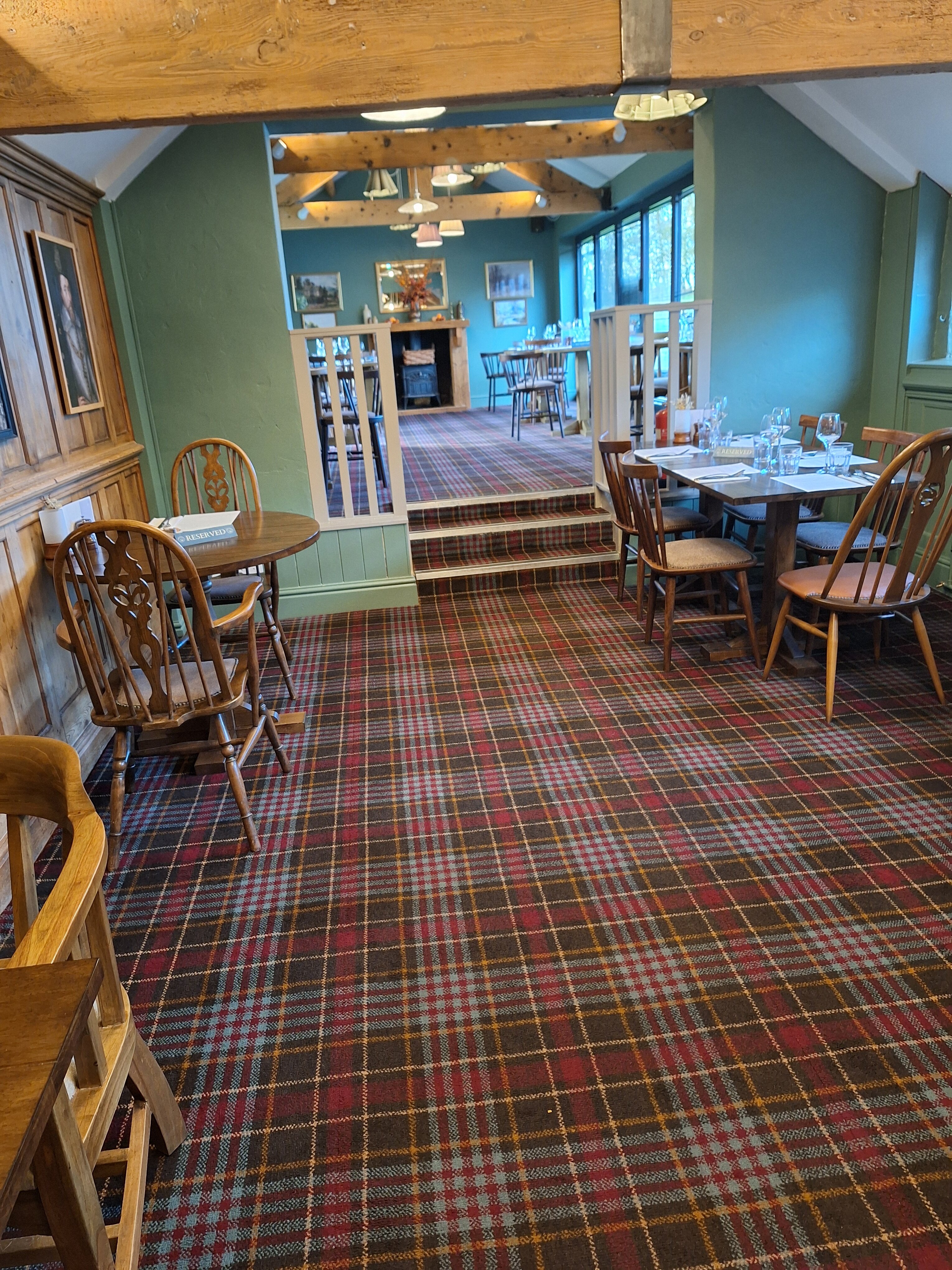 老教练别墅酒店-官方