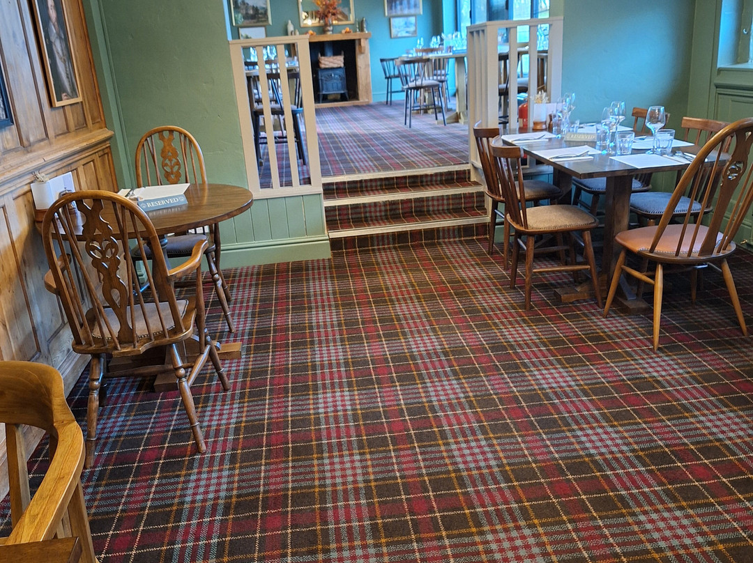 老教练别墅酒店主图