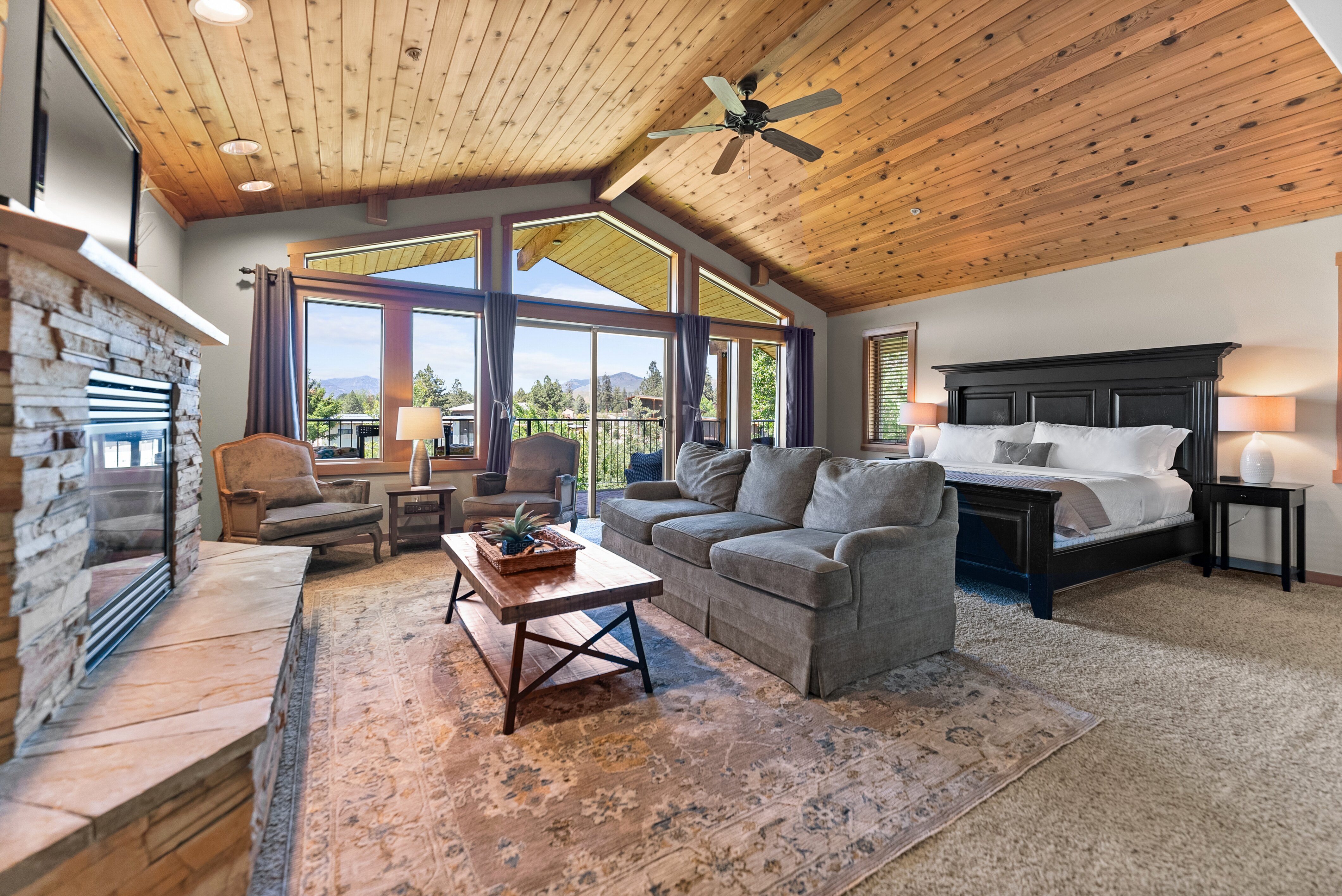 加德纳山宾馆-客卧