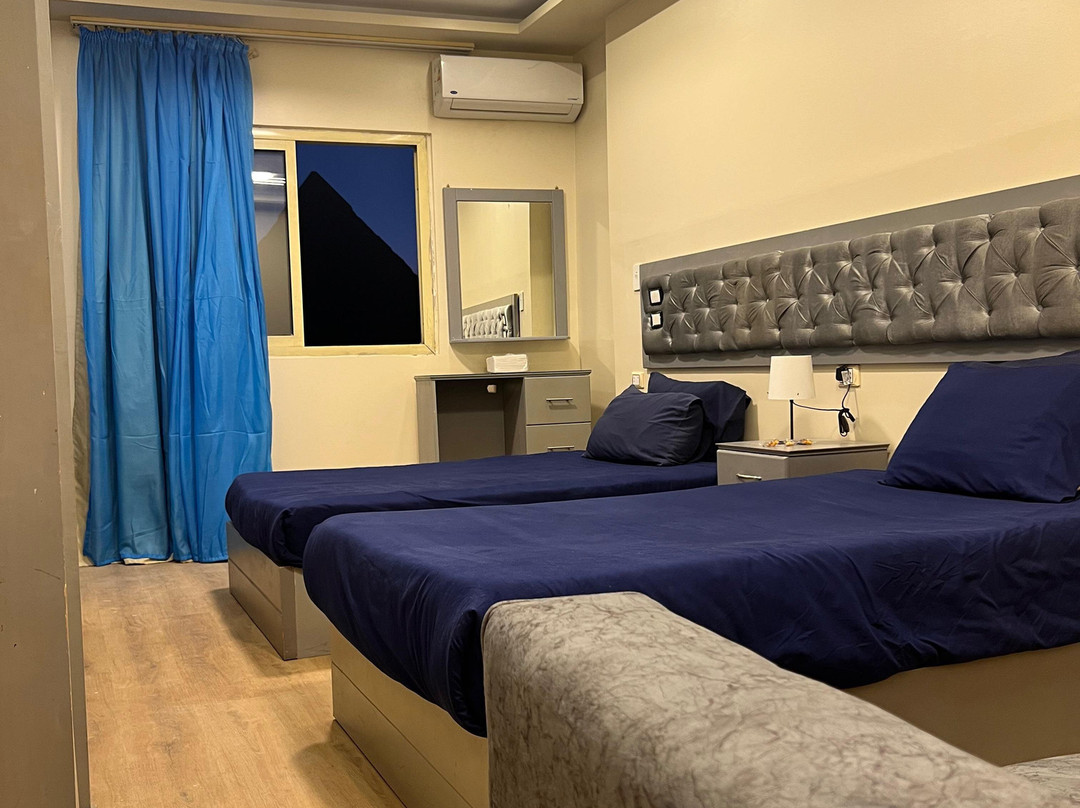 金字塔美景酒店主图