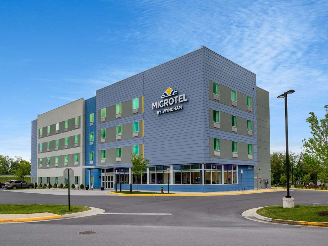 Microtel Inn & Suites by Wyndham Winchester