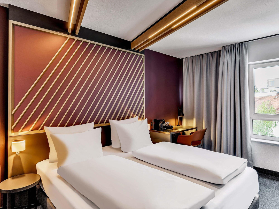 布来梅老城宜必思酒店