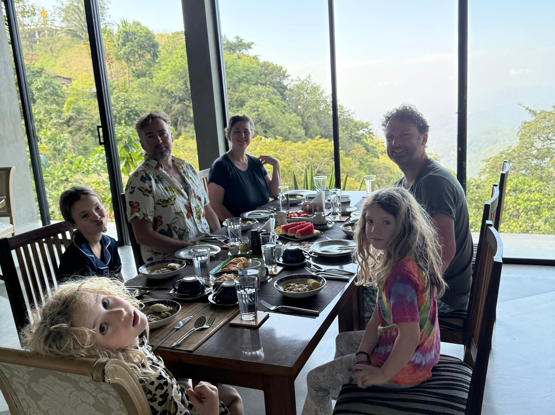 GlenMyu Estate主图