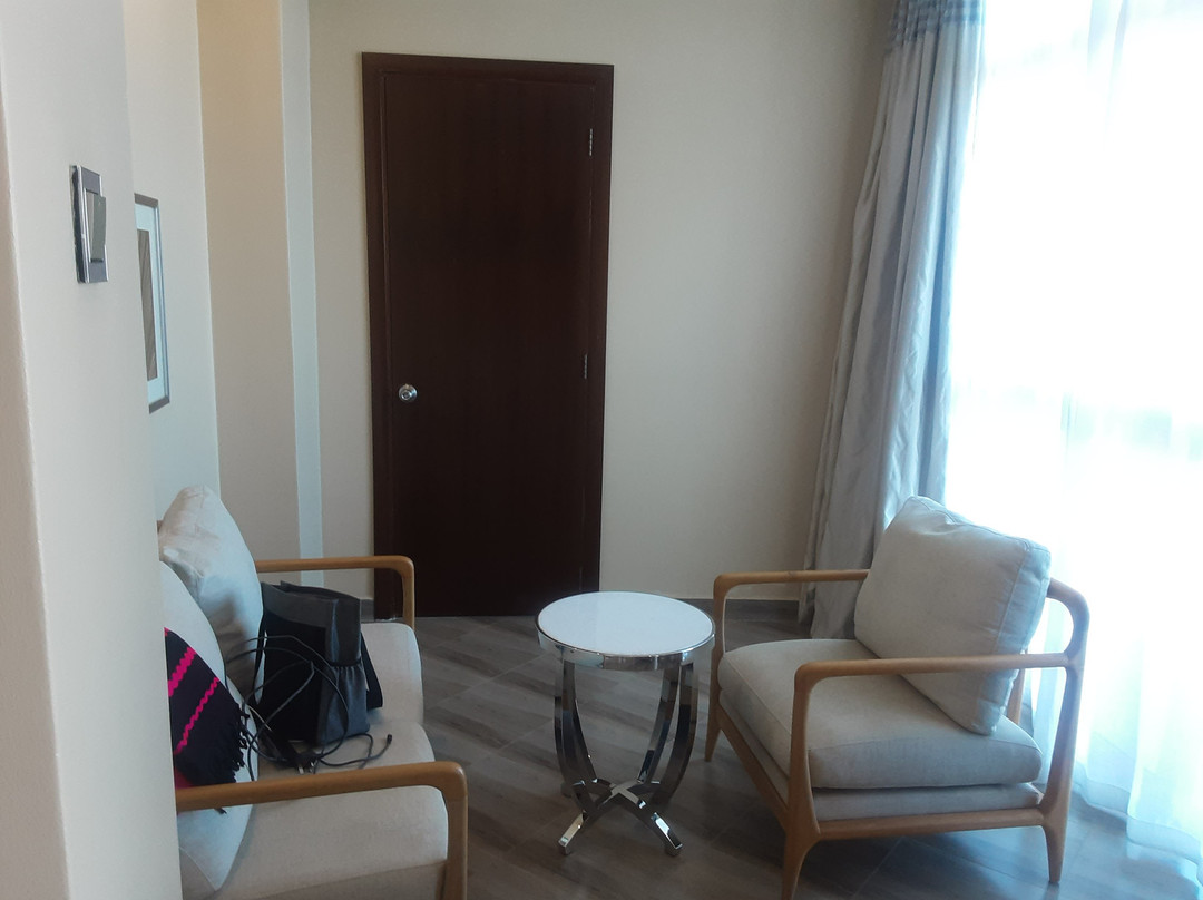 恩德培普罗蒂酒店主图