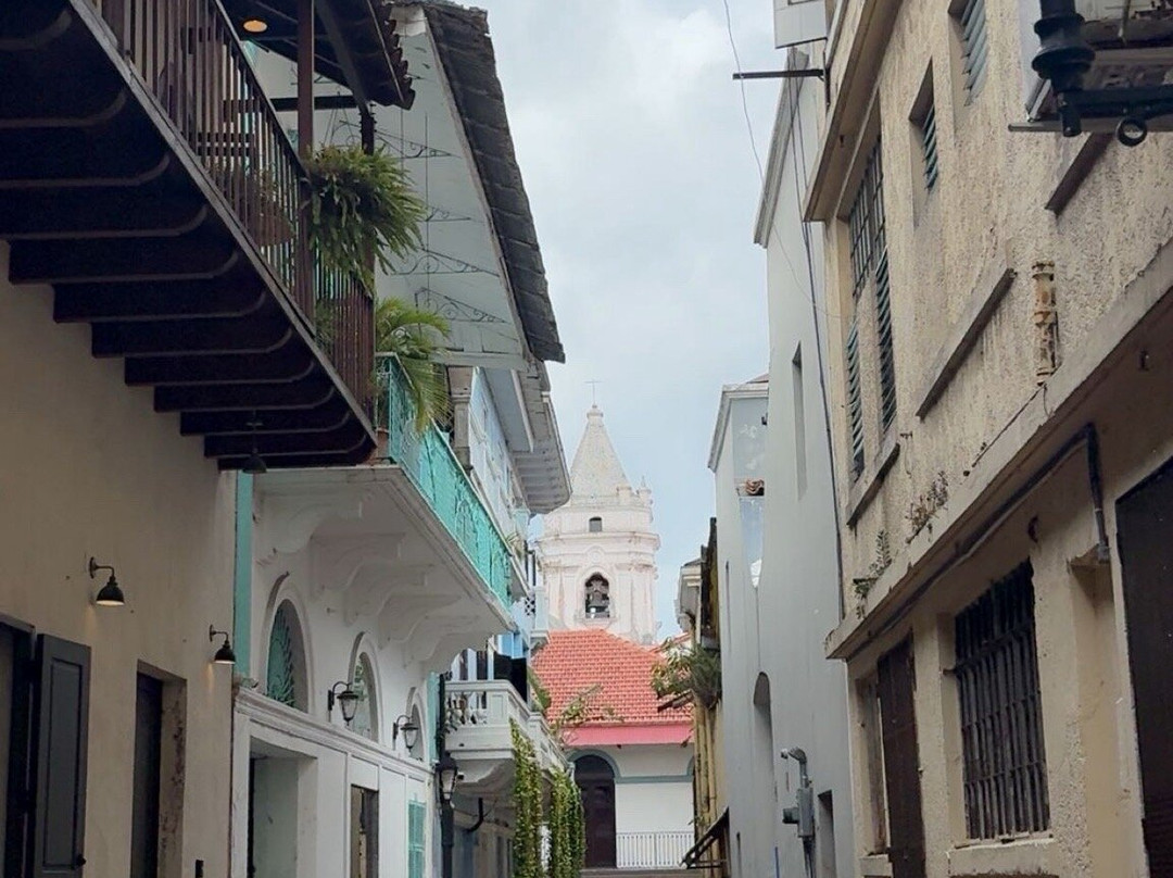 Valitours Transportation-巴拿马城必去景点