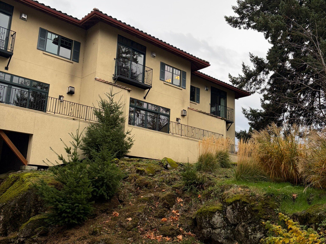 Columbia Cliff Villas Hotel主图