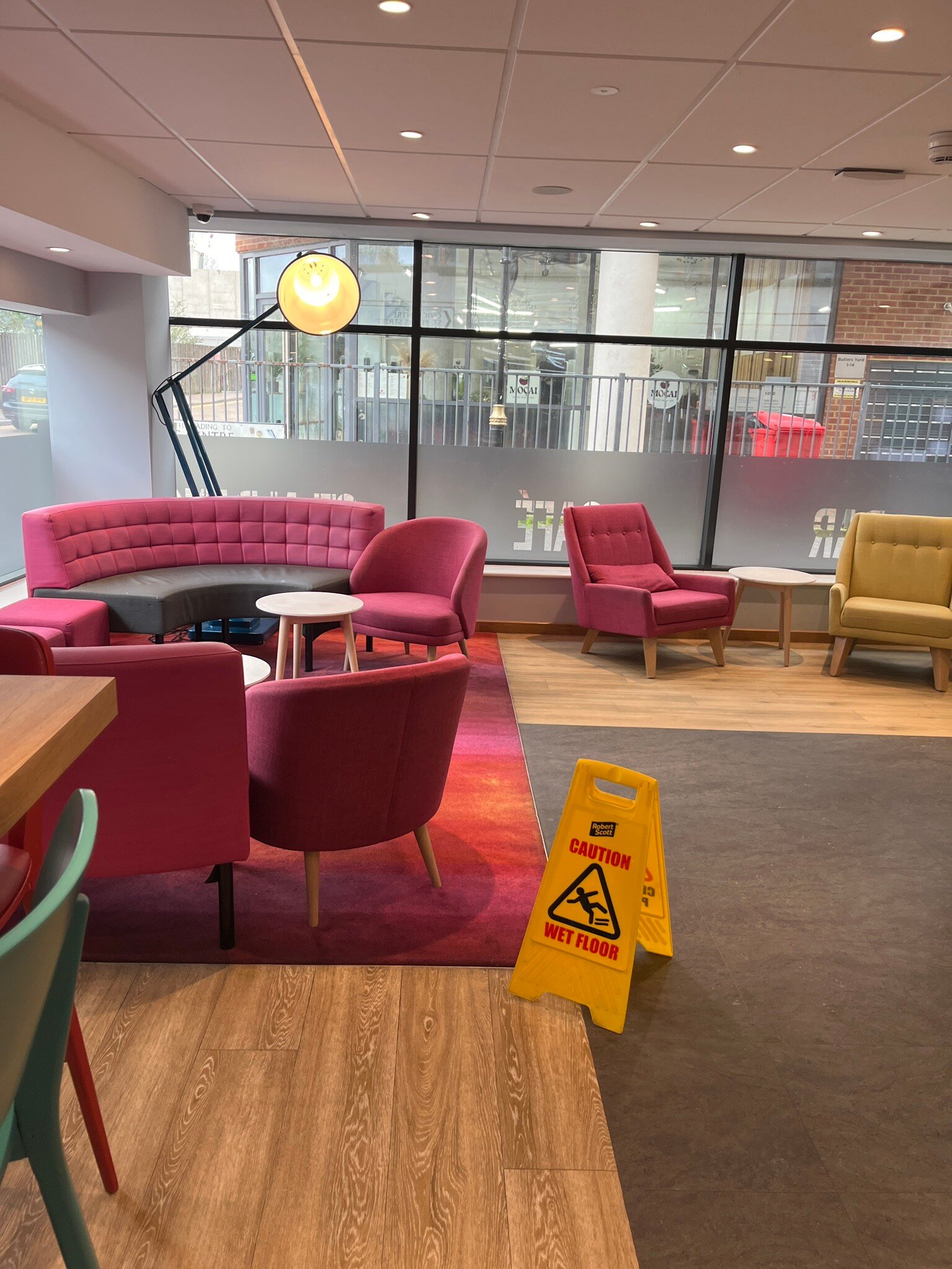 Travelodge St. Albans City Centre-官方