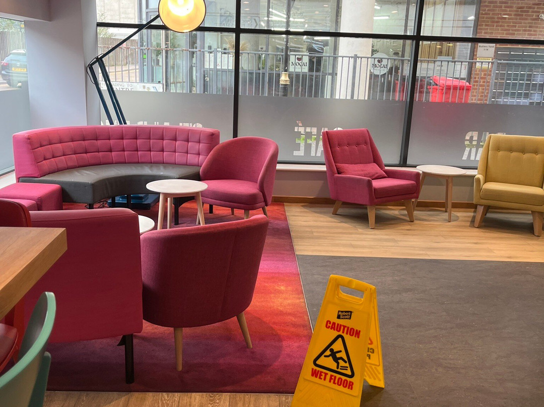 Travelodge St. Albans City Centre主图