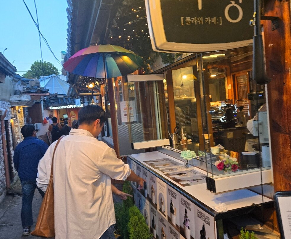 Ikseon-dong Hanok Street-首尔必去景点