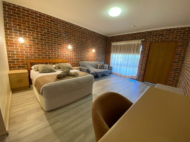 Ettamogah Grand National Motel主图