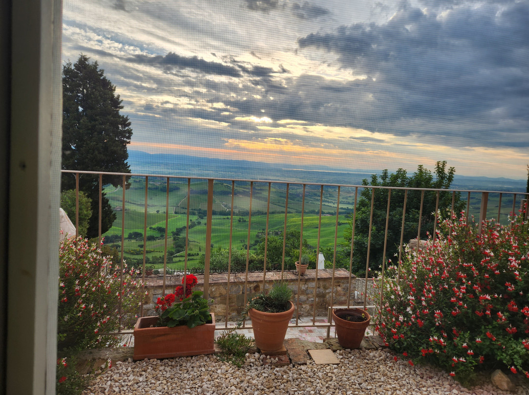 Tuscan Women Cook-Montefollonico必去景点