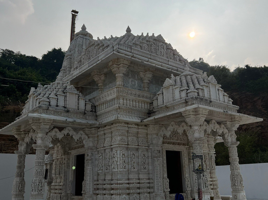 Lachhuar Jain Temple-Jamui必去景点