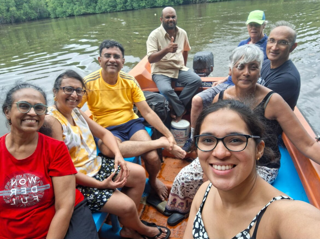 Lucky Boat Safari-班托塔必去景点
