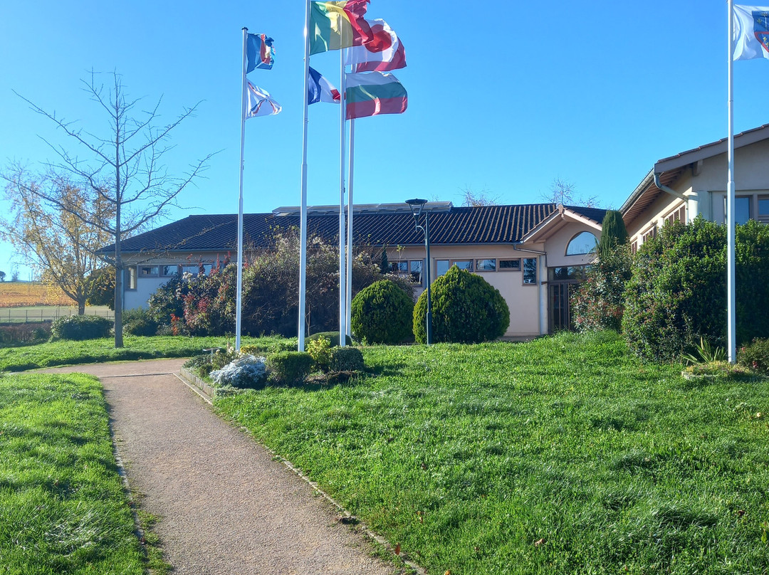 Mémorial Heiho Niten Ichi Ryu-Gleize必去景点