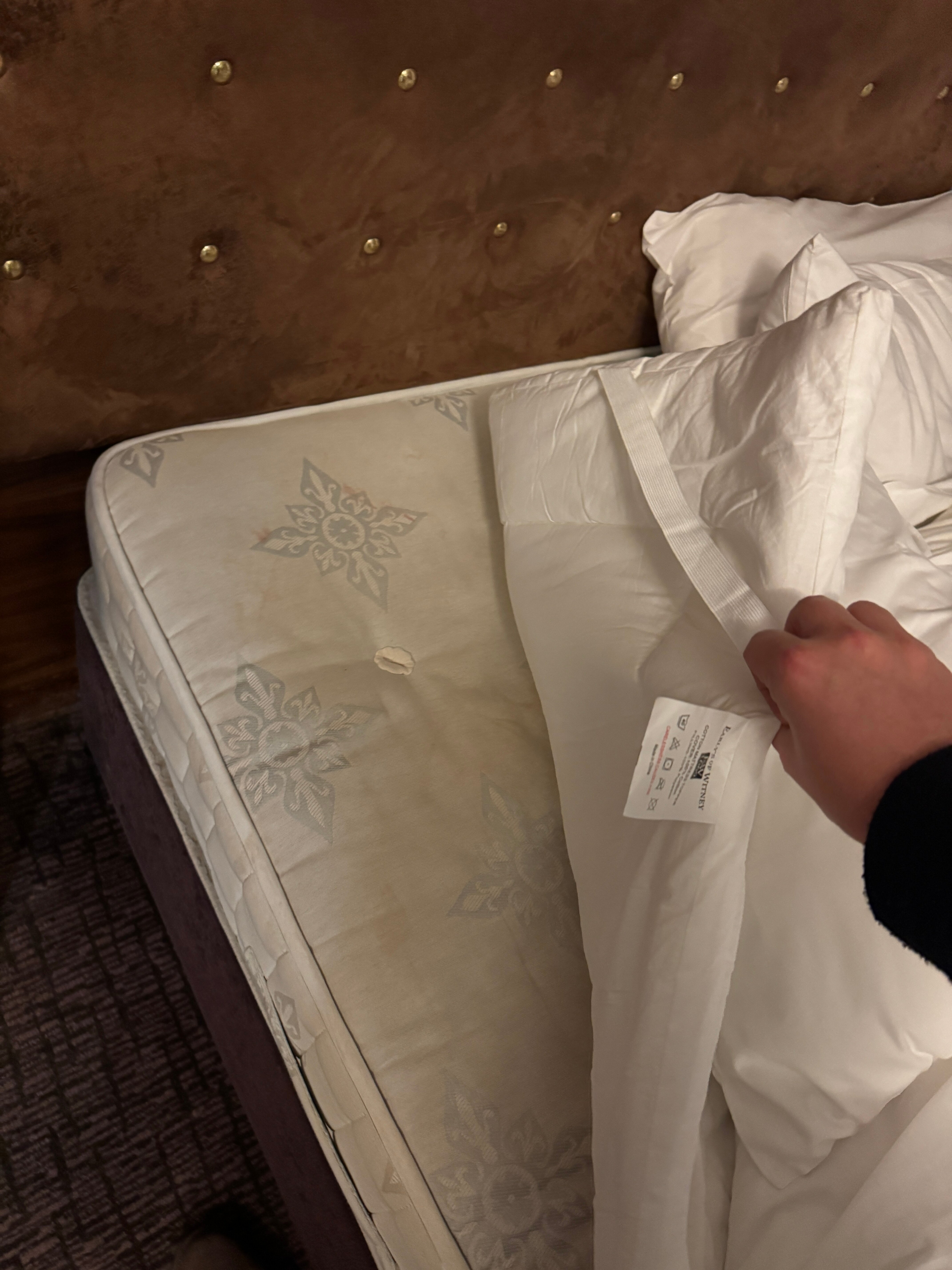 诺丁汉市中心乔治美居酒店-客卧