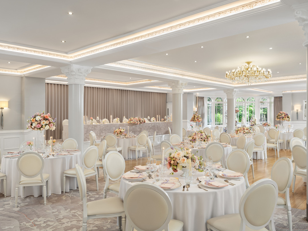 Tullyglass Hotel主图