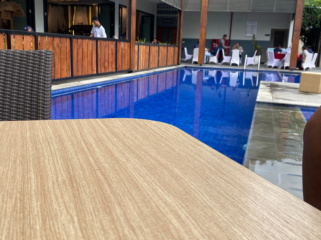 Montana Premier Senggigi主图