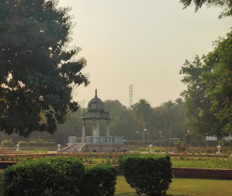 纳德萨瑞宫殿酒店主图