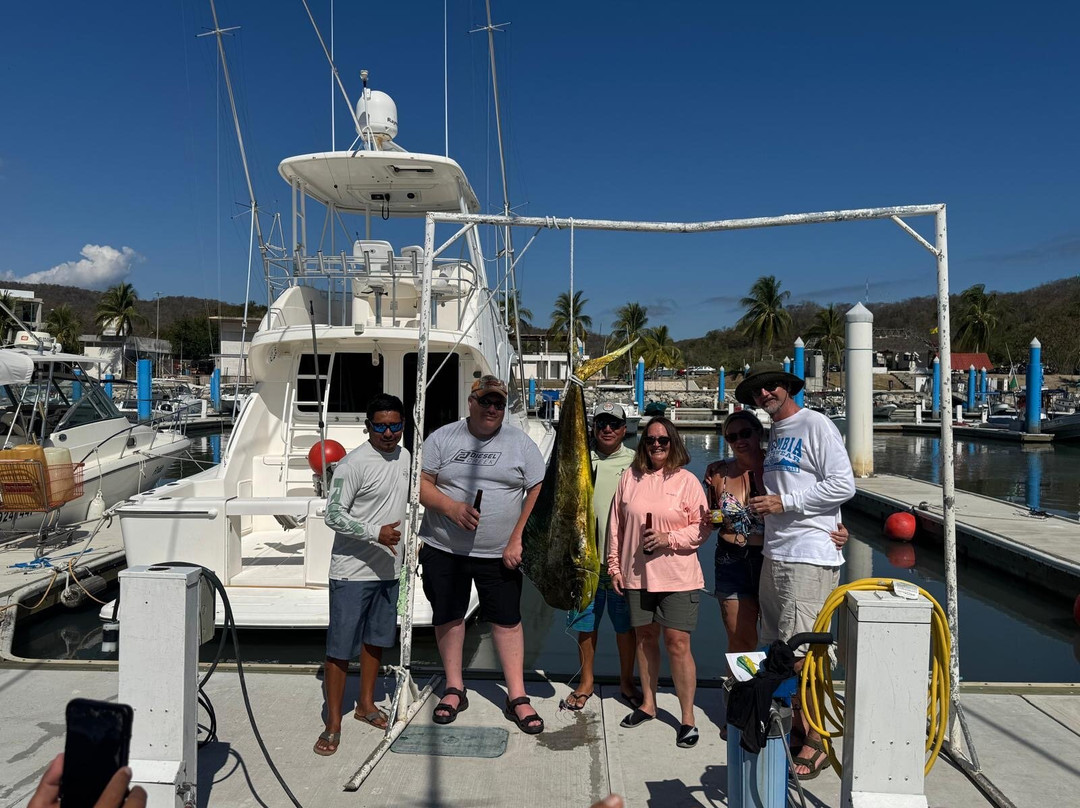 Fishing With Tico Huatulco-Crucecita必去景点
