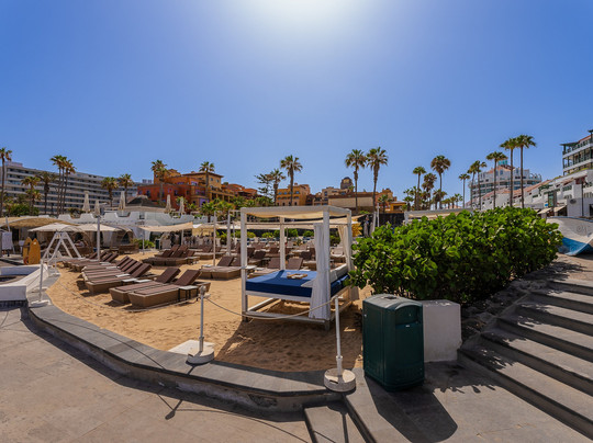 Europe Villa Cortés主图