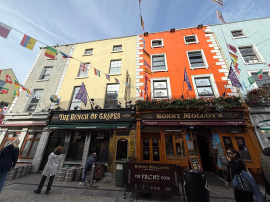 Quay Street-戈尔韦必去景点