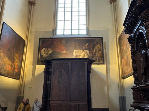 St. Quentin Cathedral-哈瑟尔特必去景点