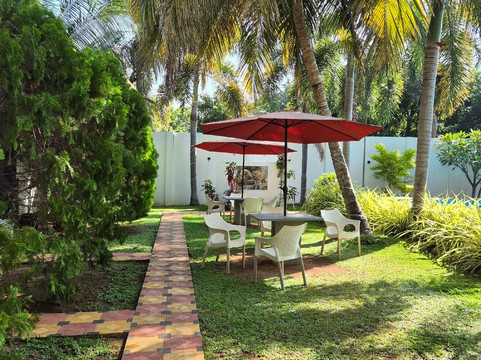 孔雀里奇酒店主图