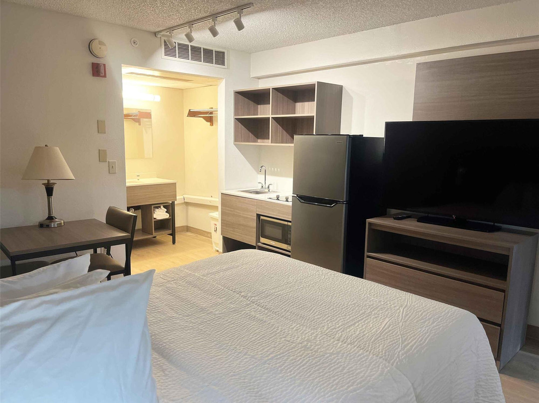 斯特灵华美达酒店