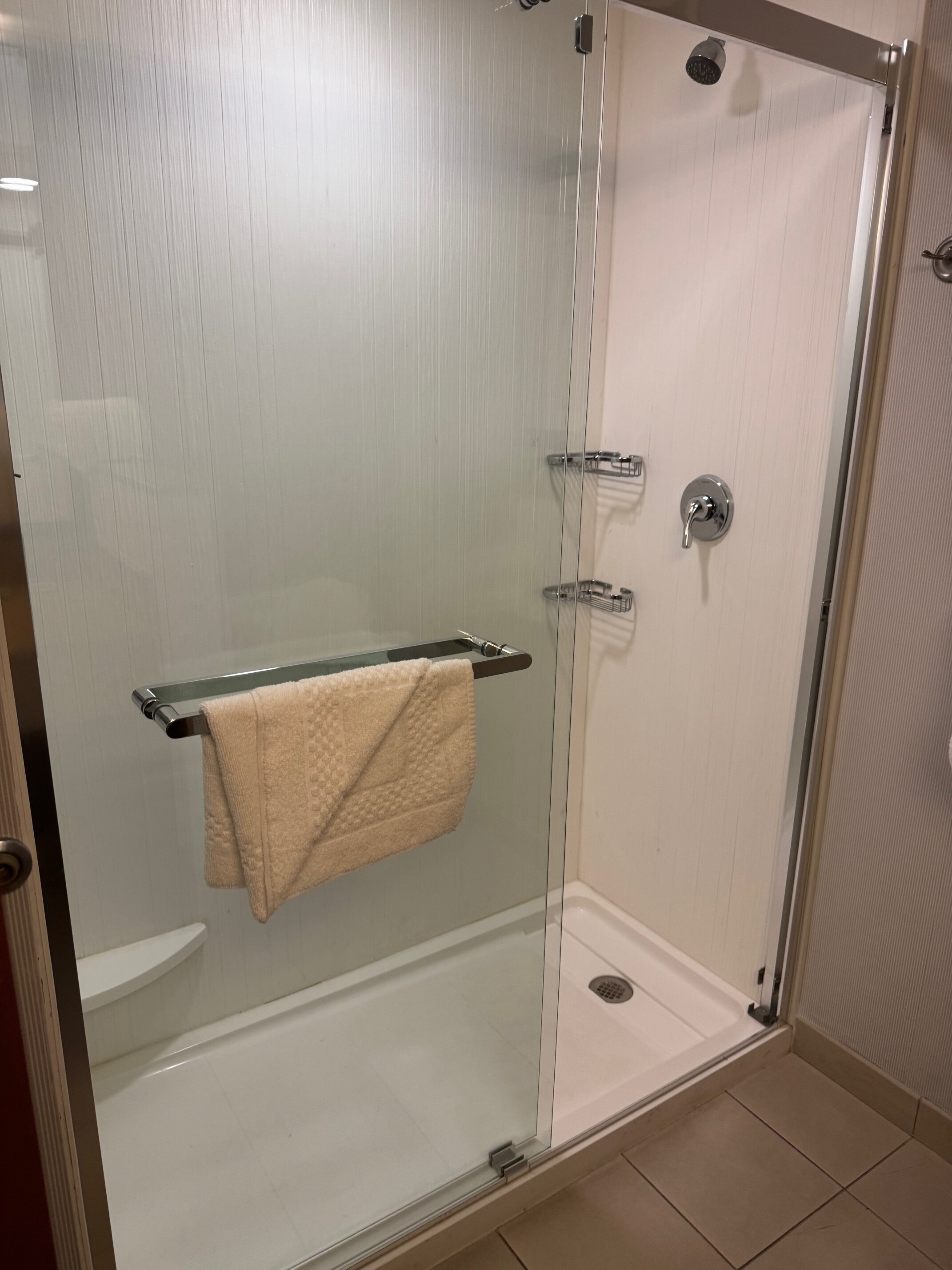 尤英普林斯顿万怡酒店-浴室