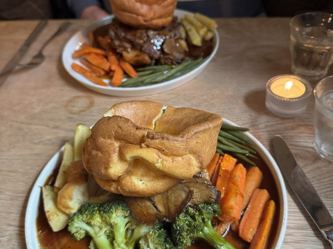 The Hollybush, Witney-威特尼必去景点