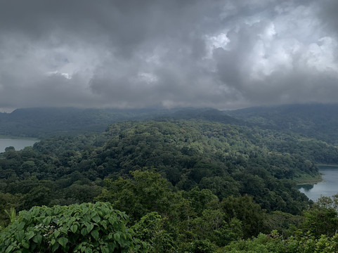 Adi Bali Gede Tour-新加拉惹必去景点