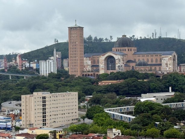 赖尼亚巴西酒店-官方