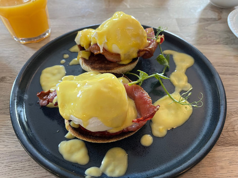 托尔纳克力酒店主图