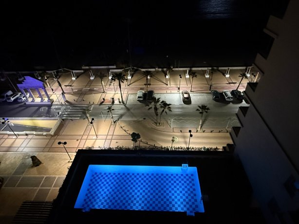 芬吉萝拉伊鲁尼酒店-官方