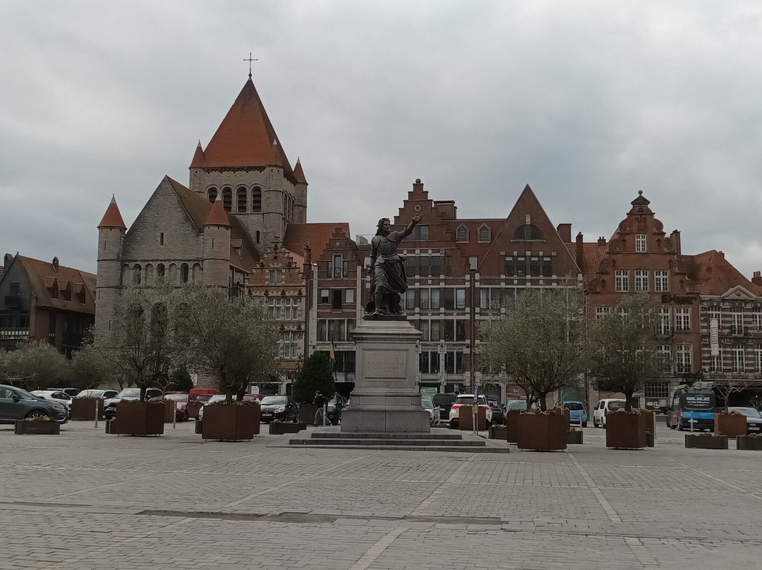 Christine de Lalaing Princesse d'Espinoy-图尔奈必去景点