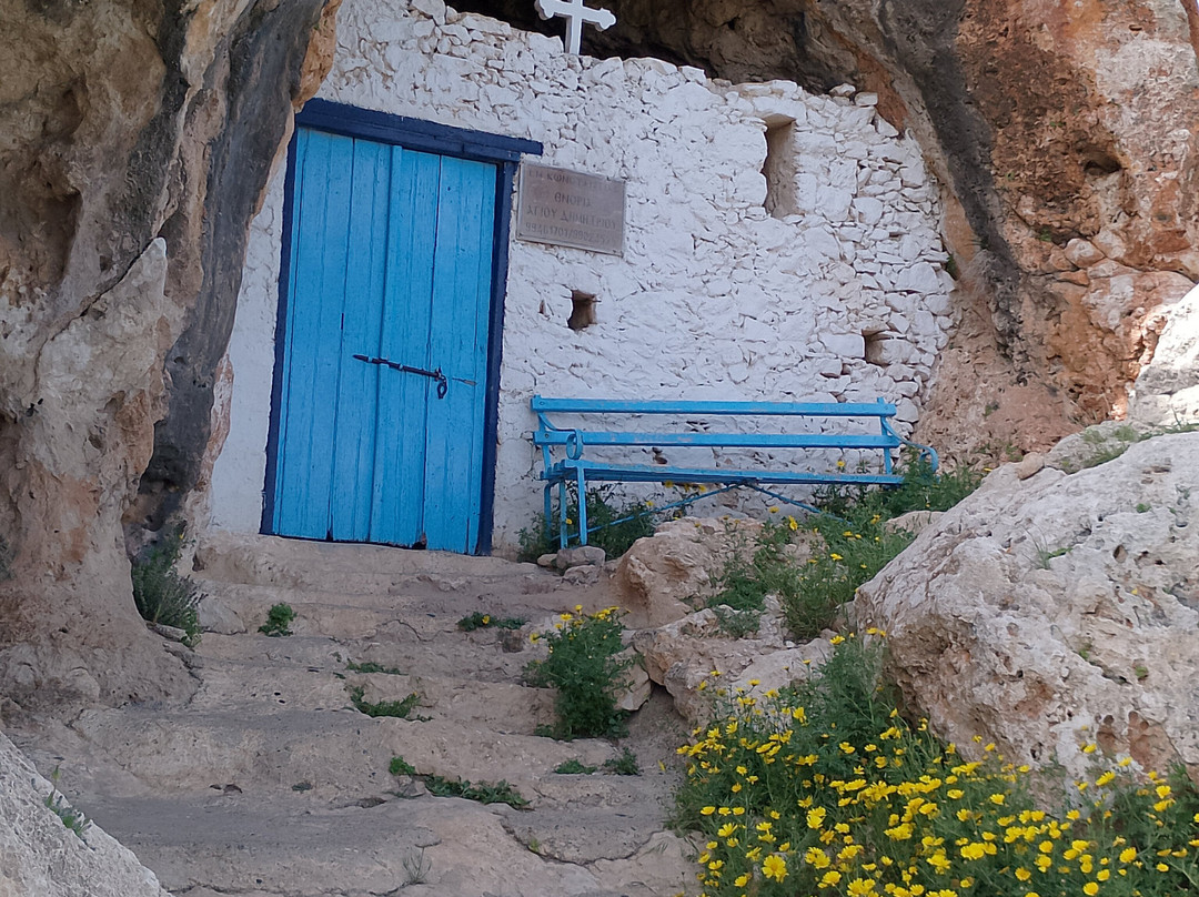 Agioi Saranta Cave Church-普它肋斯必去景点