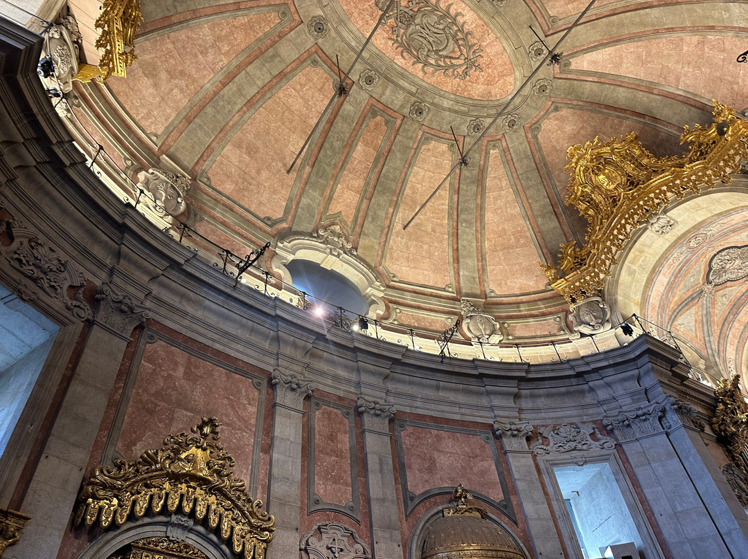 Clérigos Church-波尔图必去景点