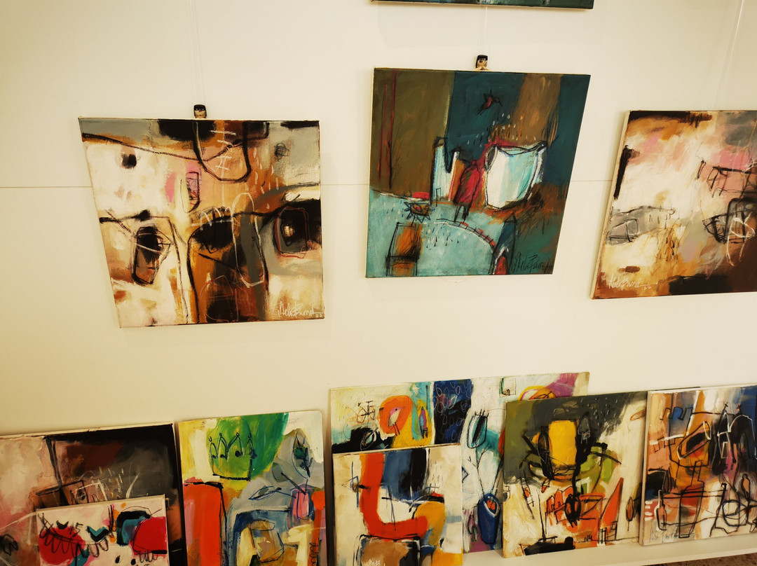 Galeria Raiz D' Arte-法罗必去景点