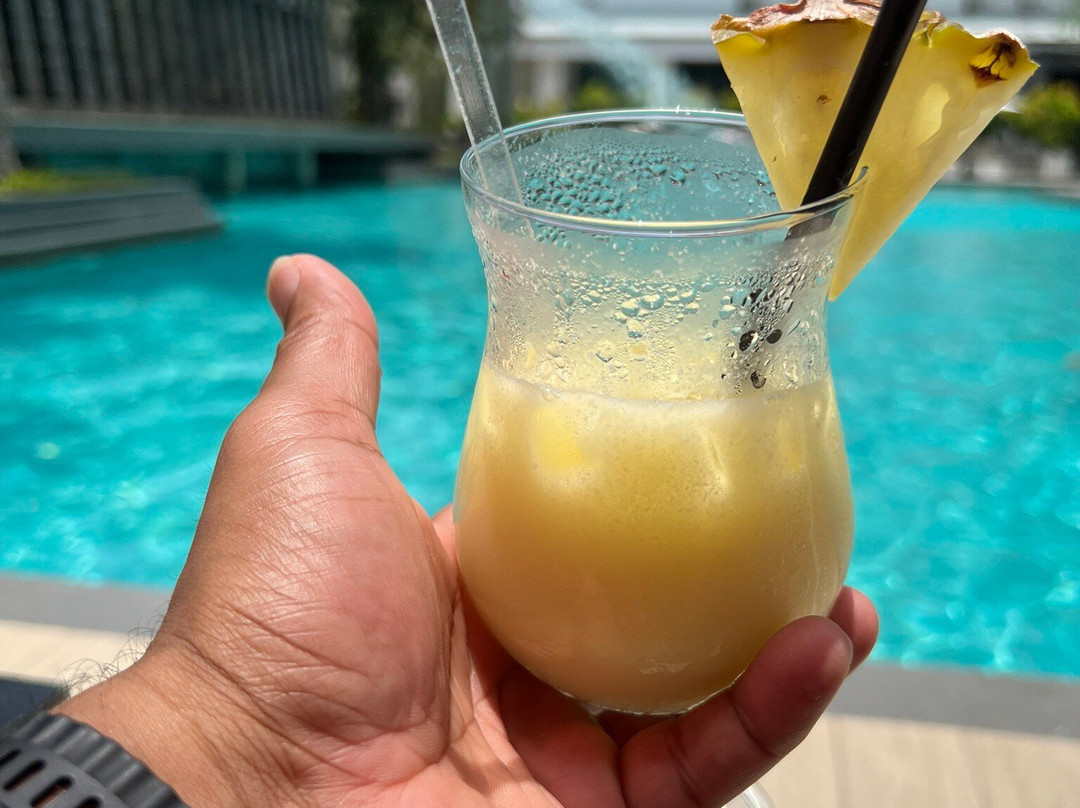 兰卡威克罗斯克之翼度假村酒店主图