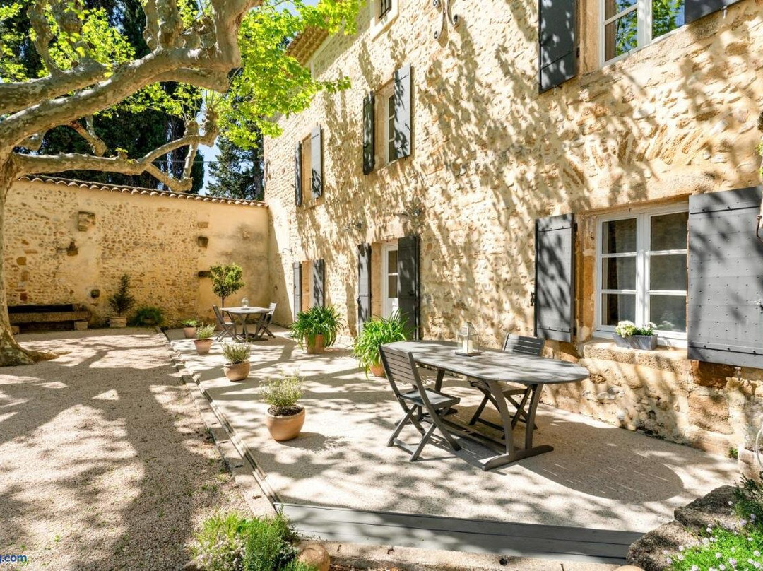 La Grange Bessac