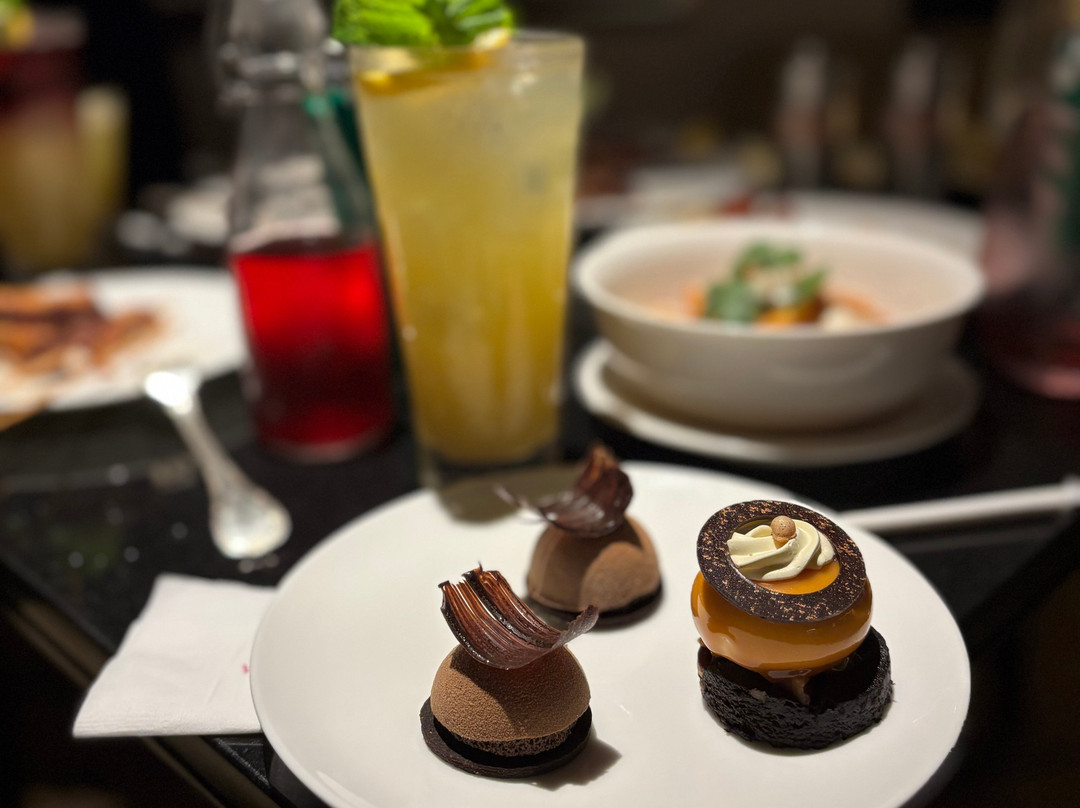 马尼拉冈田酒店主图