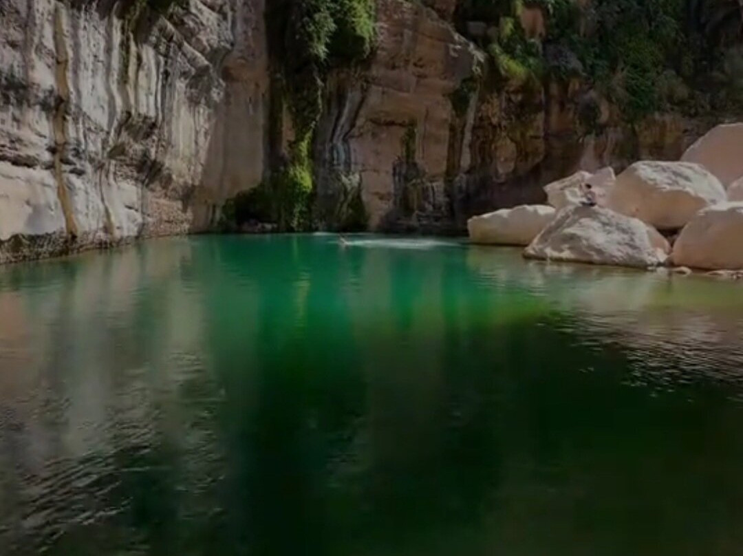 Wadi Tiwi Waterfall-Sur必去景点