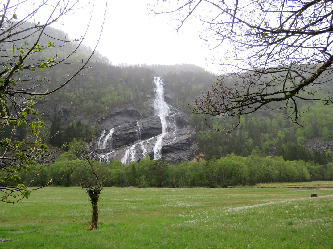Vidfossen Waterfall-奥达必去景点
