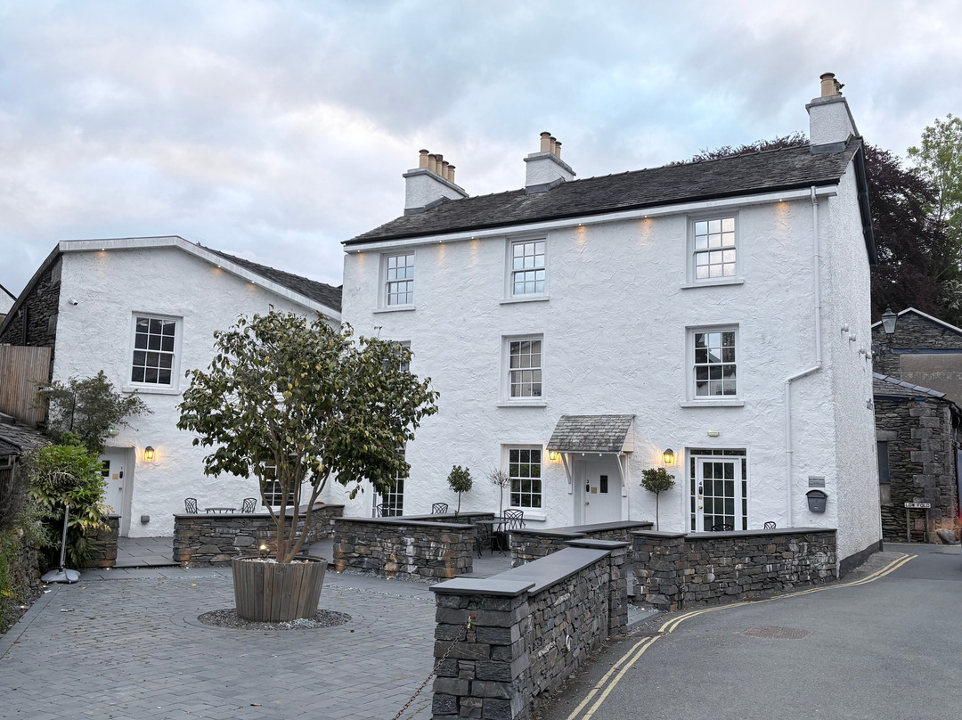 Churchills Inn & Rooms
