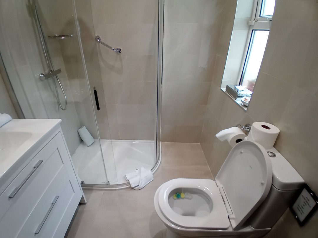 溪流庄园小屋主图